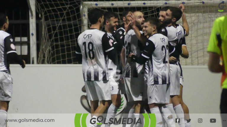 Celebración del gol de la UD Castellonense en Soneja.