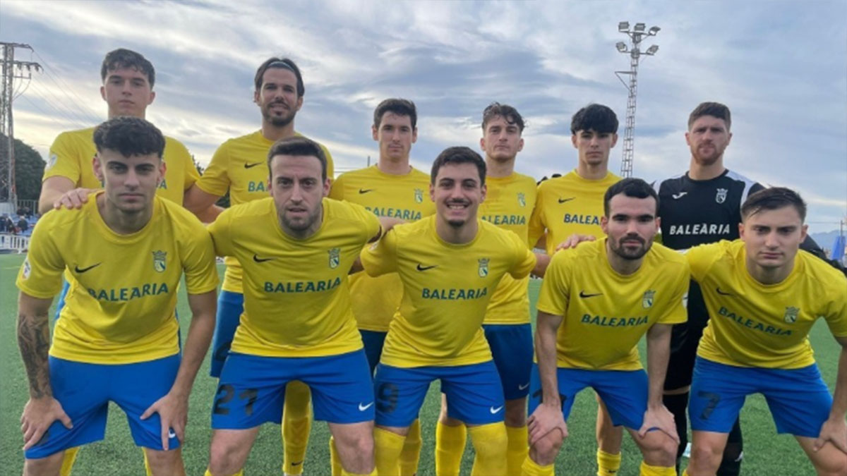 Once del CD Dénia en la liga. Foto: CD Dénia. 