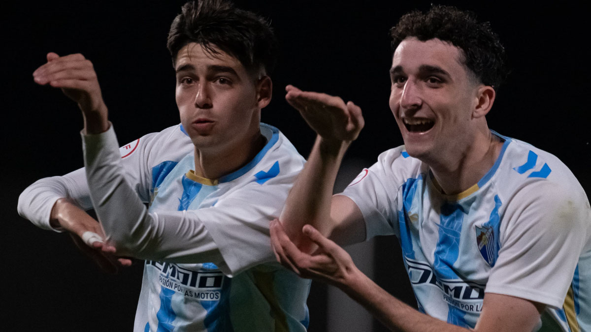 Los juveniles del Málaga CF celebrando una victoria. Foto: Málaga CF. 