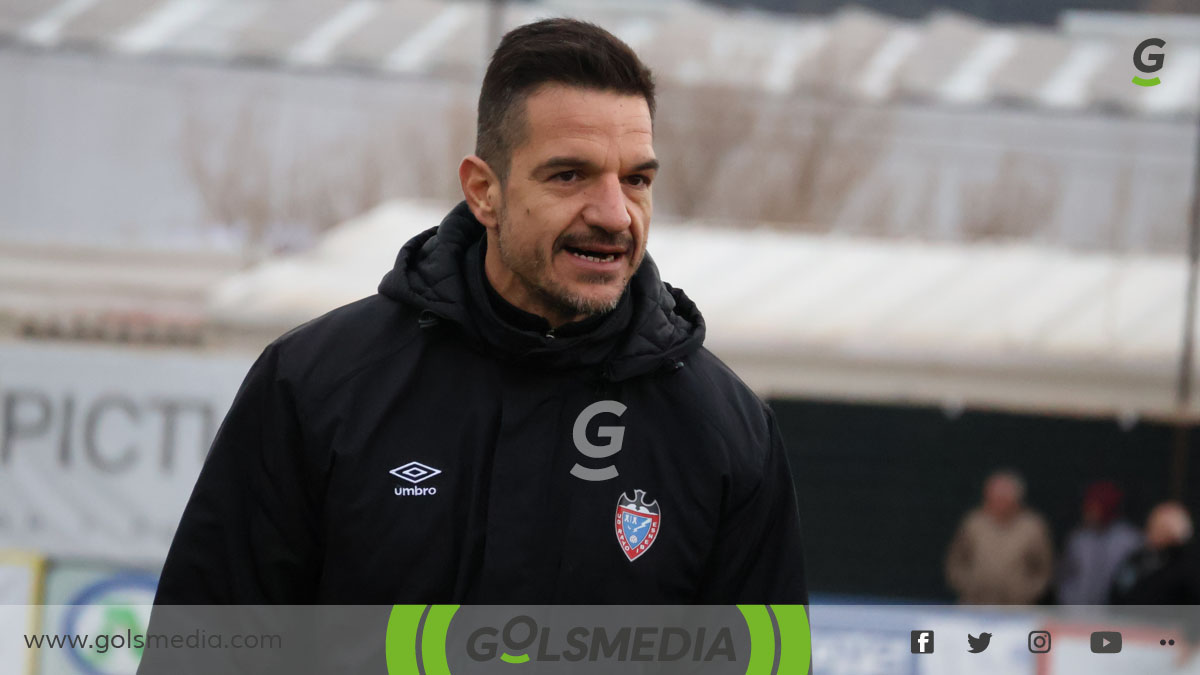 Manu Sánchez, entrenador de la UD Rayo Ibense.