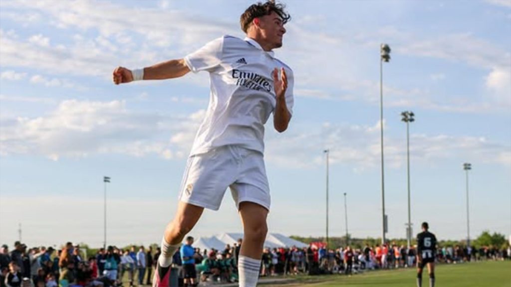 Iker Gil, jugador formado en la cantera del Real Madrid. Foto: Iker Gil instagram.