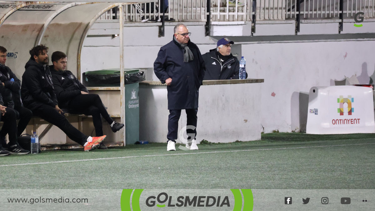 Javier Vidales, entrenador del CF Benidorm.