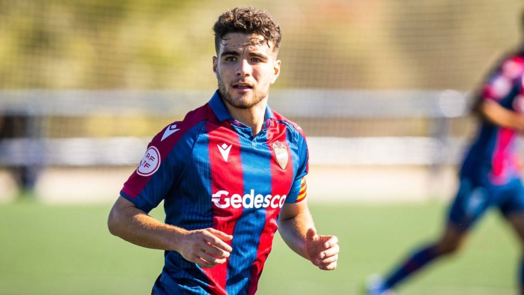 Joan Gallego, en su etapa en la cantera del Levante UD. Foto: Levante UD.