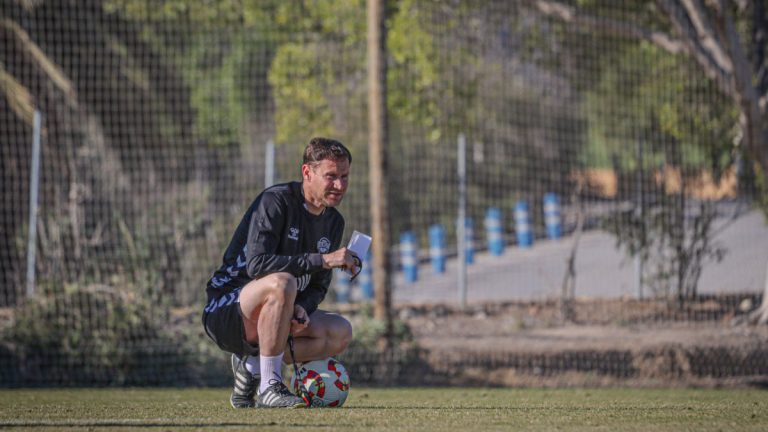 Mario Simón, entrenador del CF Intercity. Foto: club.