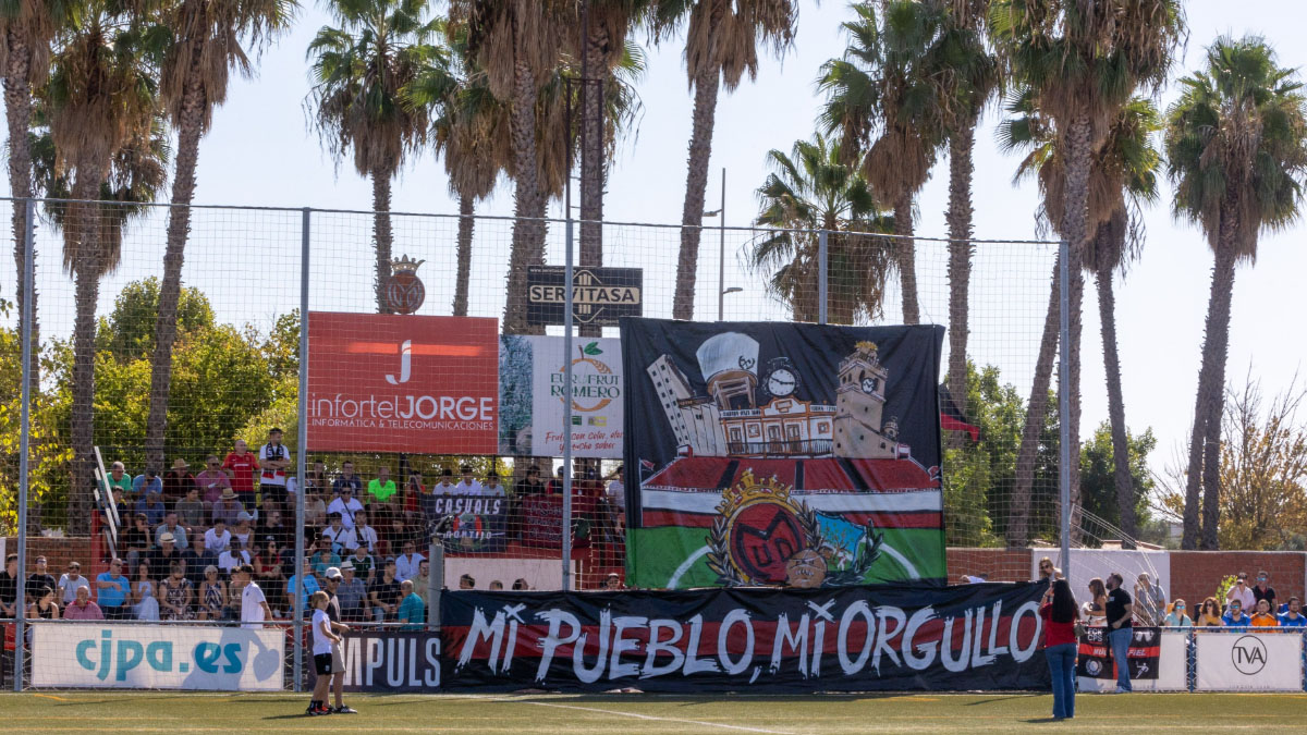 UD Montijo vs EF La Puebla, imagen del derbi en Montijo. Foto: UD Montijo.