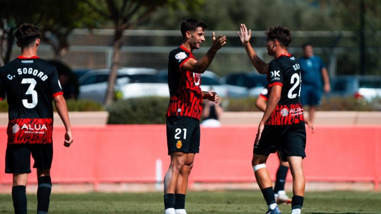 Gonzalo Serrano, delantero del RCD Mallorca. Foto: RCD Mallorca.