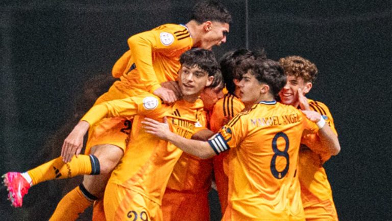 Los jugadores del Real Madrid Castilla celebrando un gol. Foto: Real Madrid CF.