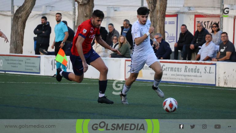 Aarón Cardós, jugador del CD Olímpic.