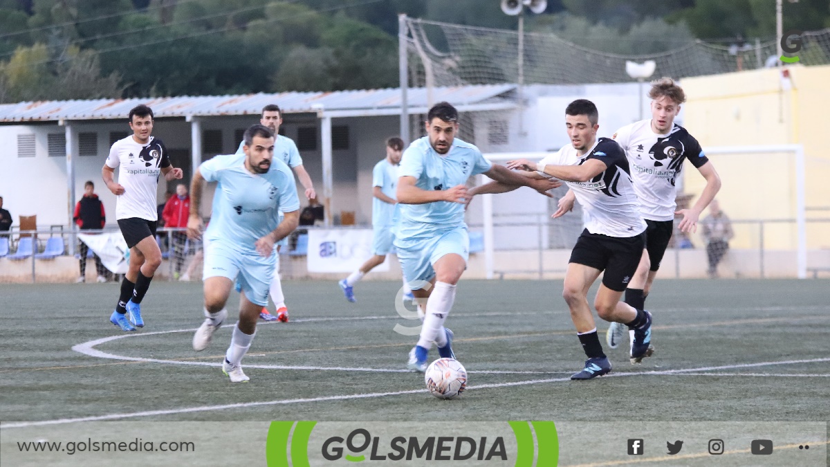 Enric en un partido del CE Alberic.