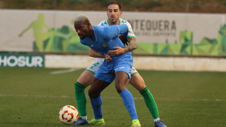 CF Fuenlabrada vs Antequera CF. Foto: Fuenlabrada.