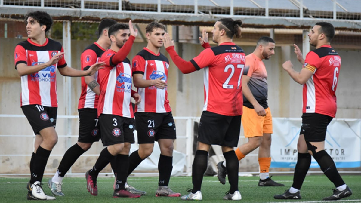 Los jugadores del Jonense celebrando un gol. Foto: AT Jonense. 