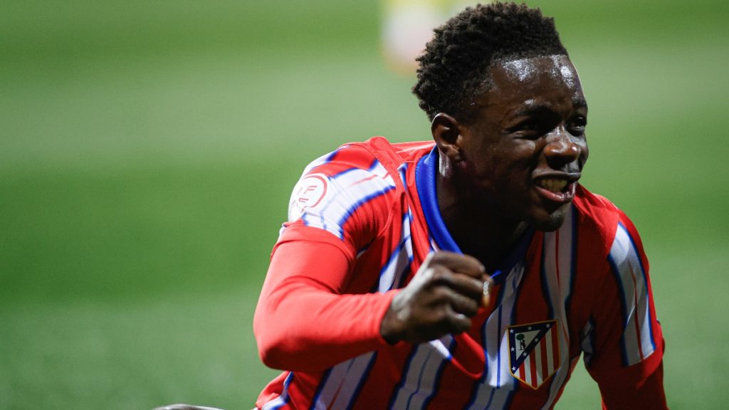 Omar celebrando un gol para el Atlético de Madrid B. Foto: Atlético.