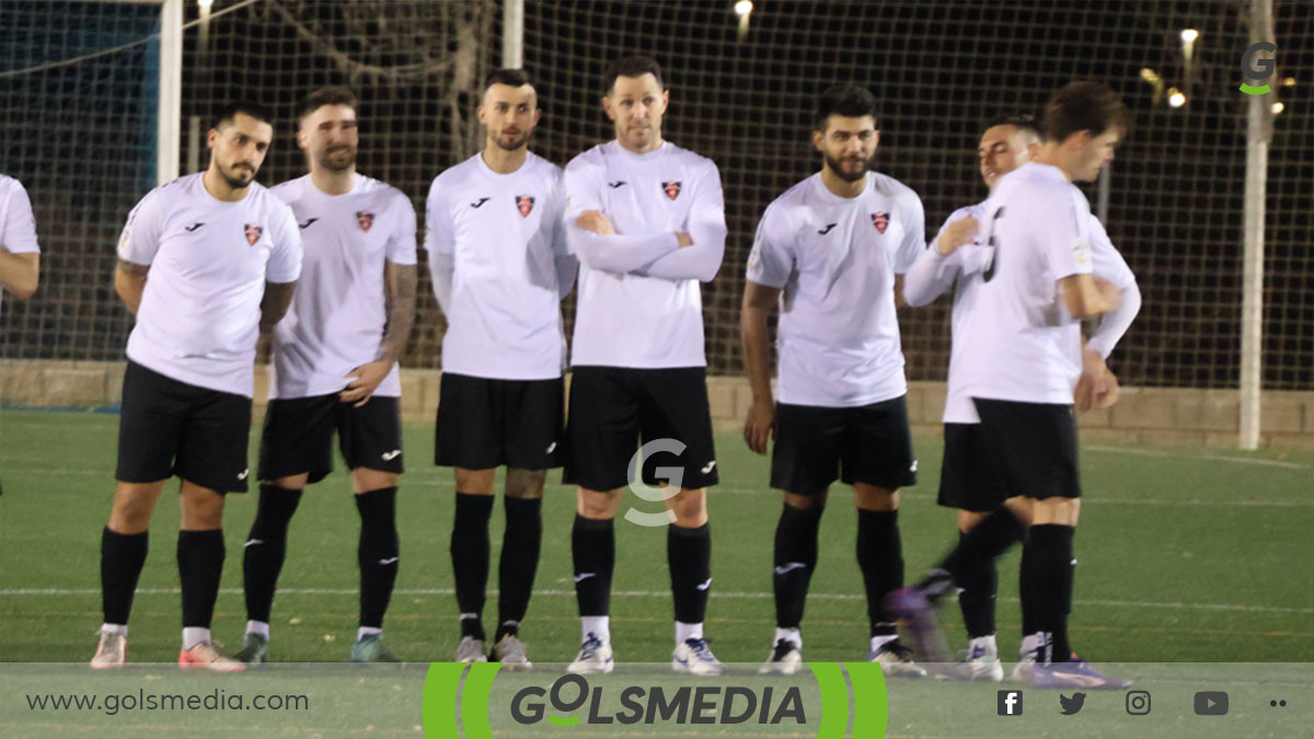 Alberto López en el reciente partido de La Nostra Copa con el Manises. 