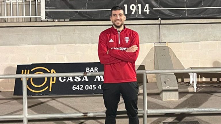 Vicente Pastor, entrenador del CD Almazora. Foto: club.