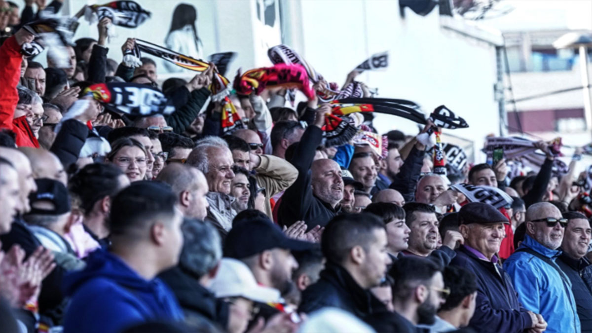 La afición de la AD Ceuta. Foto: AD Ceuta. 