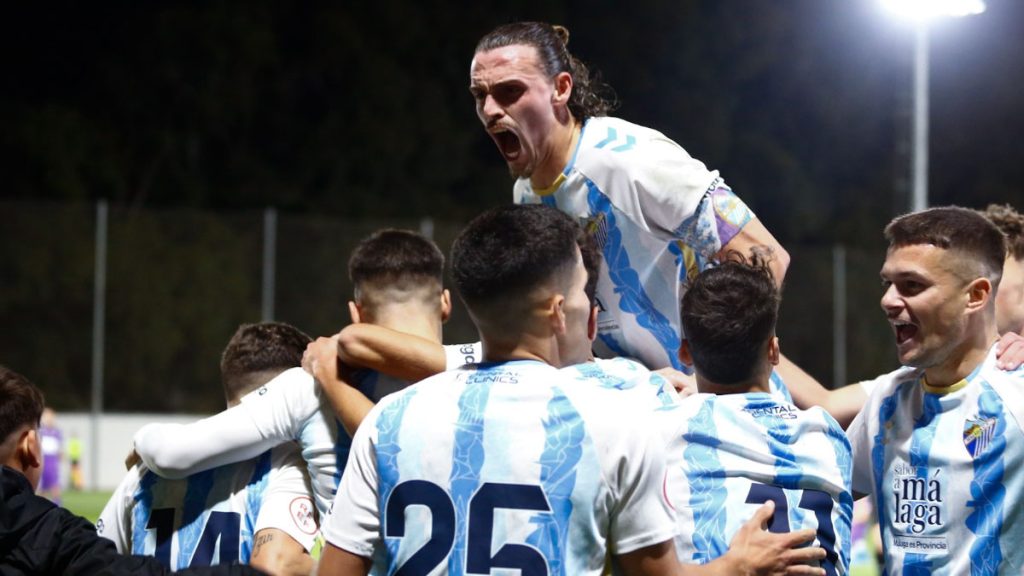 Los jugadores del At Malagueño celebrando un gol. Foto: Málaga CF.