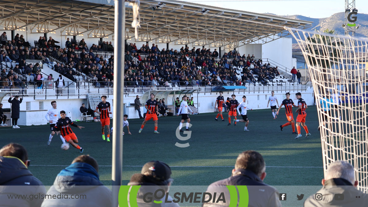 Campo de El Clariano de Ontinyent en el partido Ontinyent 1931 CF vs Patacona CF. 