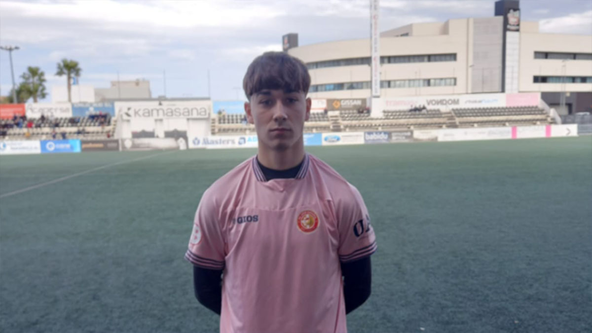 Víctor Vicedo, joven portero que se suma al Ontinyent 1931 CF. Foto: FC Jove Español.