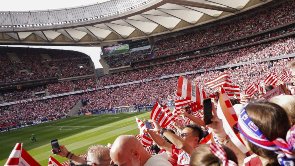 El estadio del Metropolitano lleno de aficionados del Atlético. Foto: Atlético.