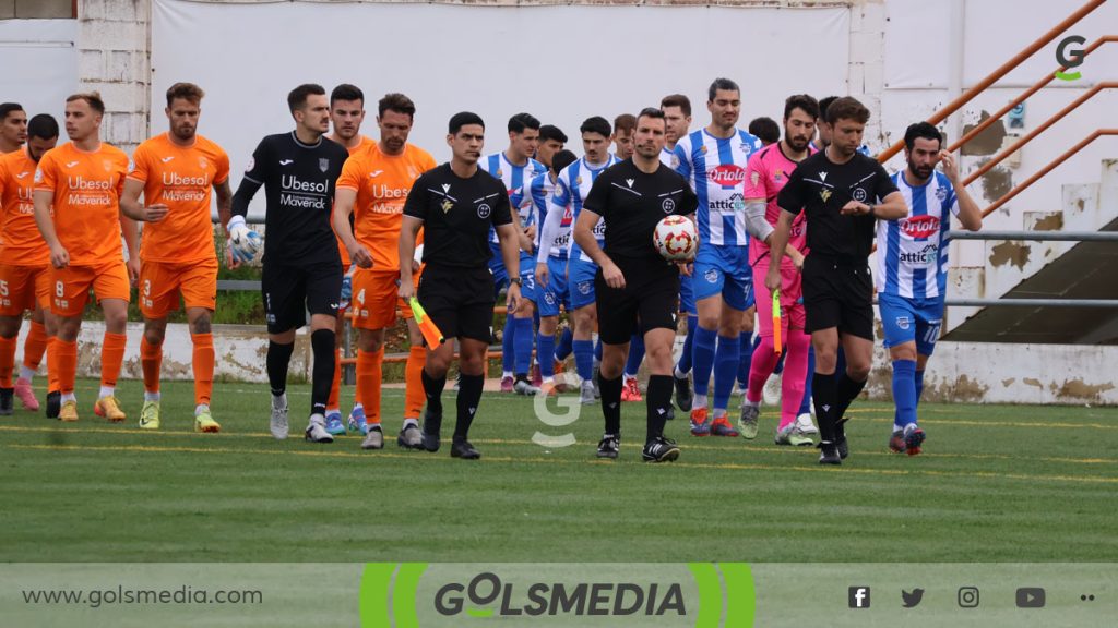 Atzeneta vs Crevillente Deportivo.