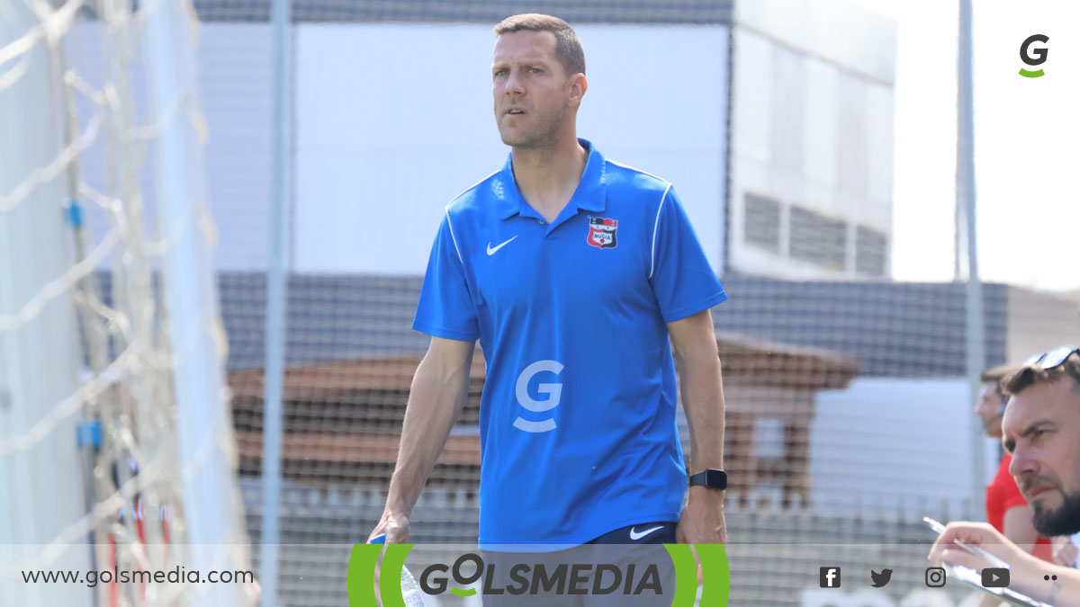 Berna Ballester, entrenador del CF La Nucia.