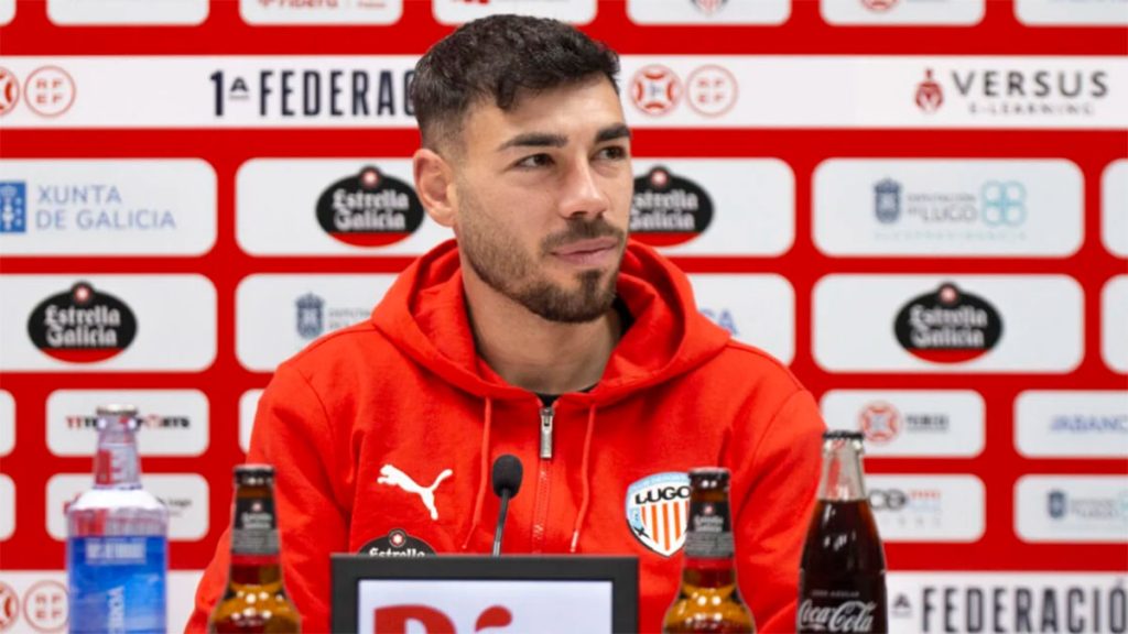 Raúl Hernández en rueda de prensa. Foto: CD Lugo.