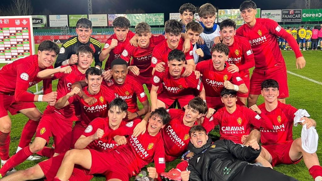 El juvenil del Real Zaragoza celebrando su pase a la final. Foto: Real Zaragoza.