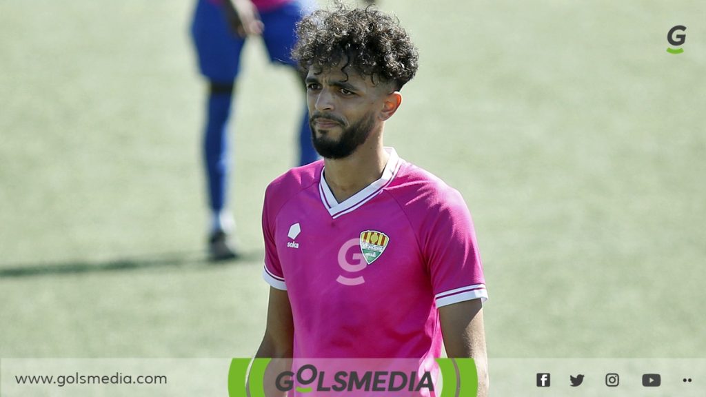 Younes, jugador del Nou Jove Ripollés Castellón.