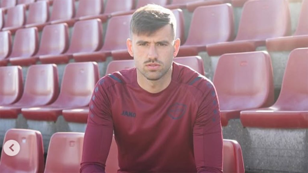 Raúl Tanque en su nuevo equipo: UM Selfoss. Foto: club.