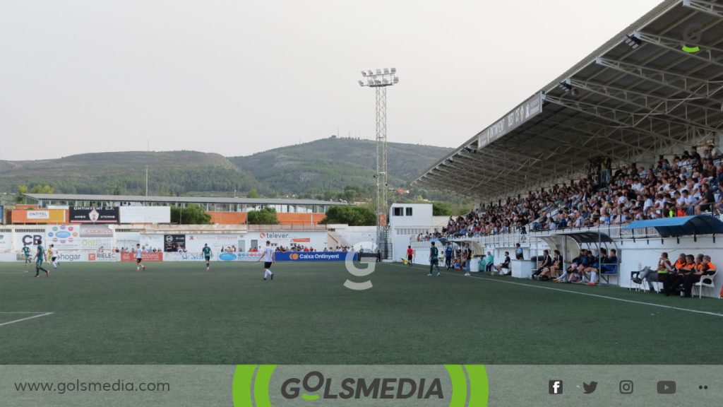 Un partido del Ontinyent 1931 CF en El Clariano.