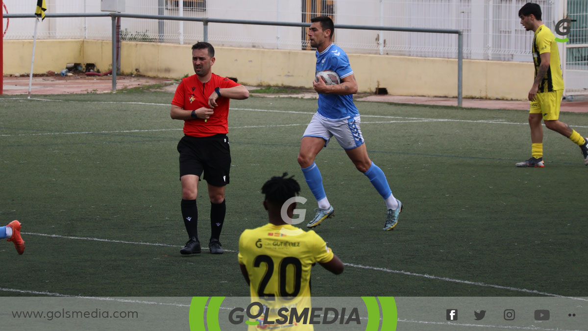 Chacopino, delantero del CFI Alicante.