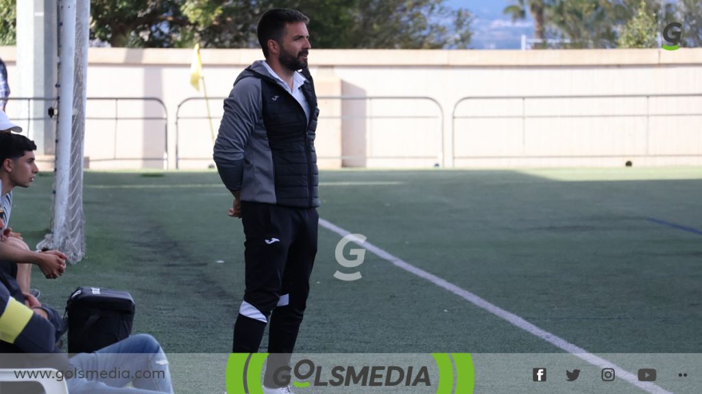 José Sanahuja, entrenador del Odisea FC.