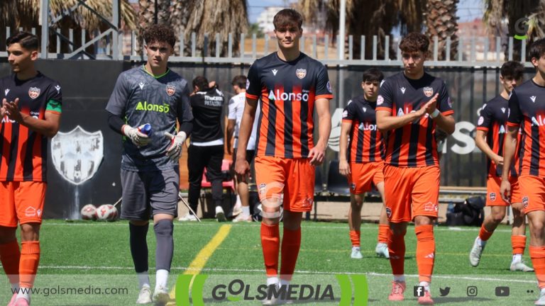 Los jugadores del Patacona CF Juvenil.