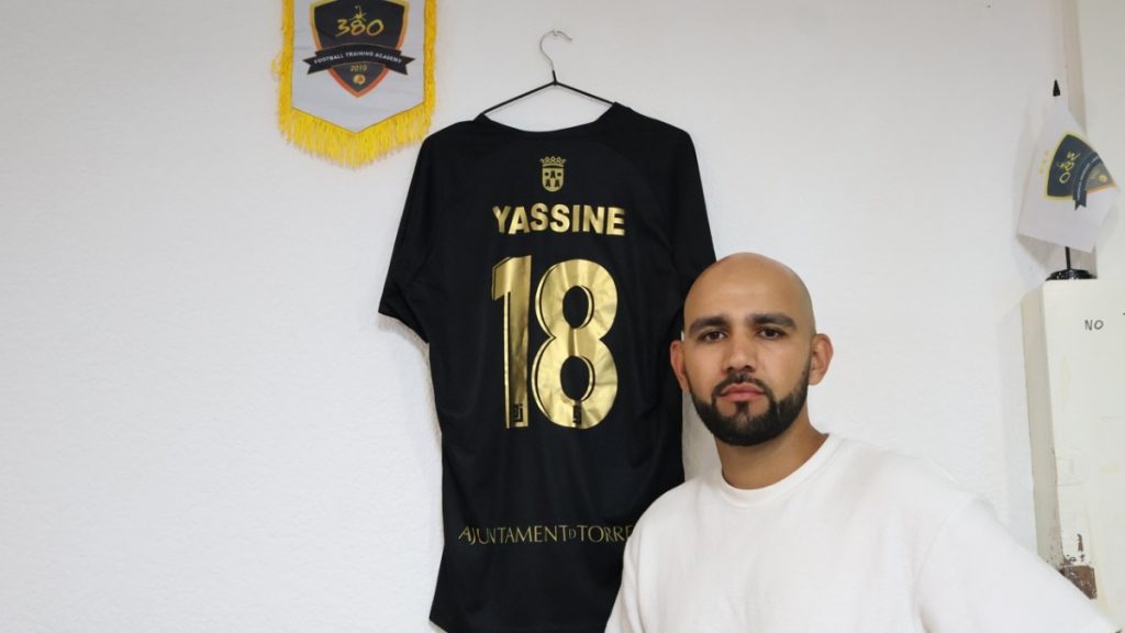 Yassine, jugador del último ascenso del Torrent CF.