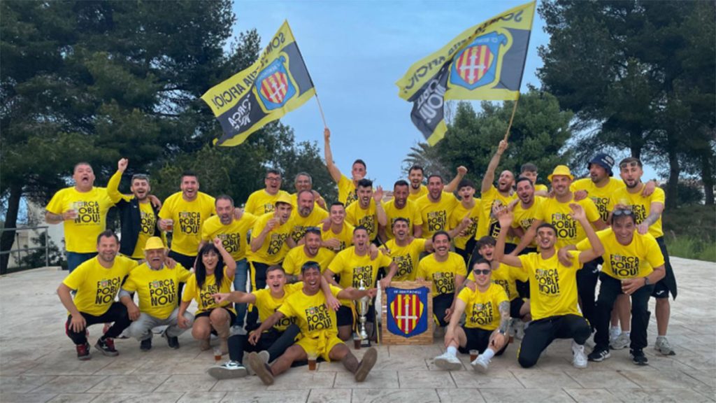 La plantilla Campeona del CF Benitachell. Foto: club.