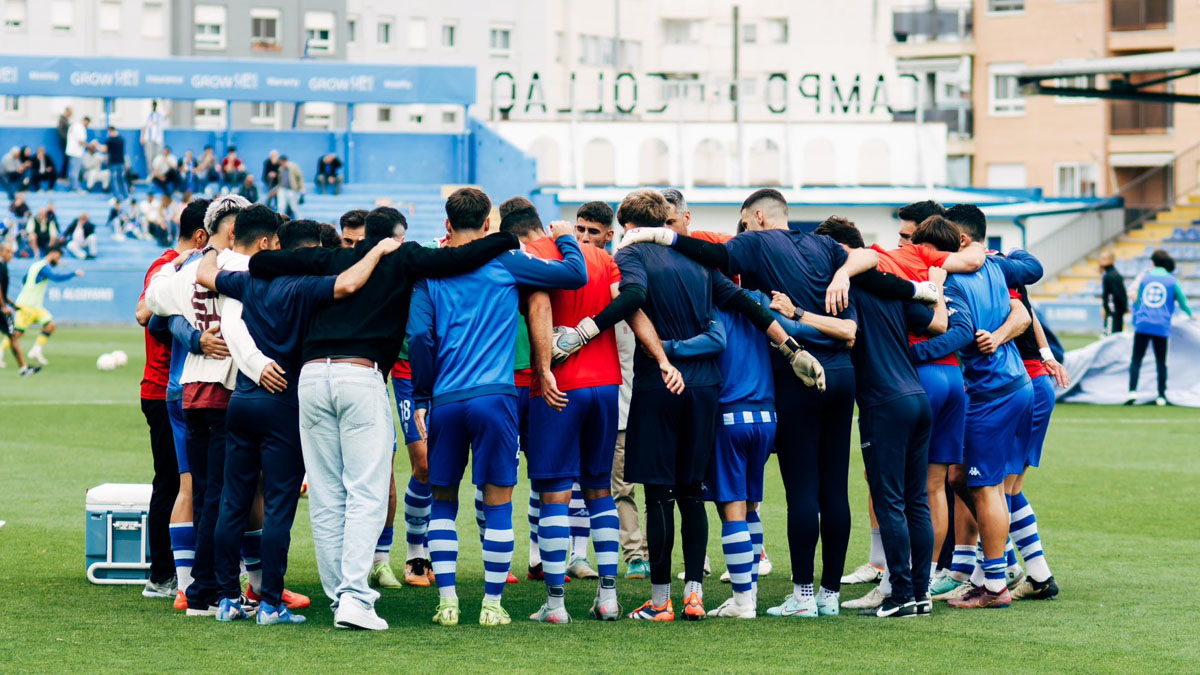 Los jugadores del CD Alcoyano antes de un partido. Foto: CD Alcoyano.