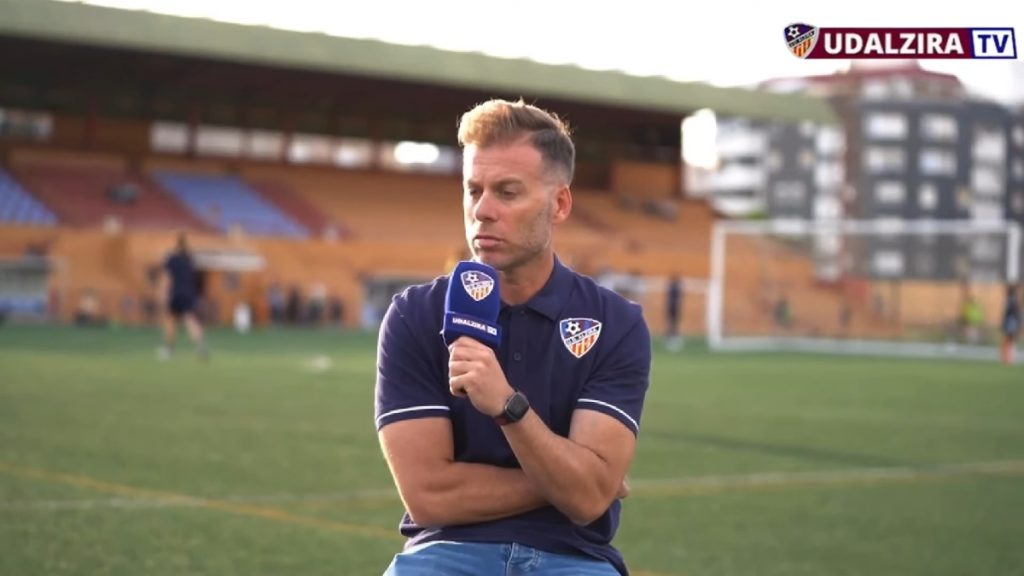 Sergio Paredes, entrenador de la UD Alzira. Foto: club.