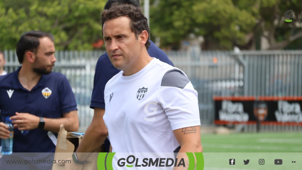 Fran Roca, entrenador del Patacona CF.