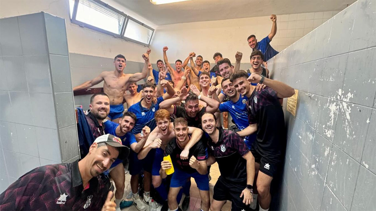 La plantilla del Mutxamel FC. Foto: Club.
