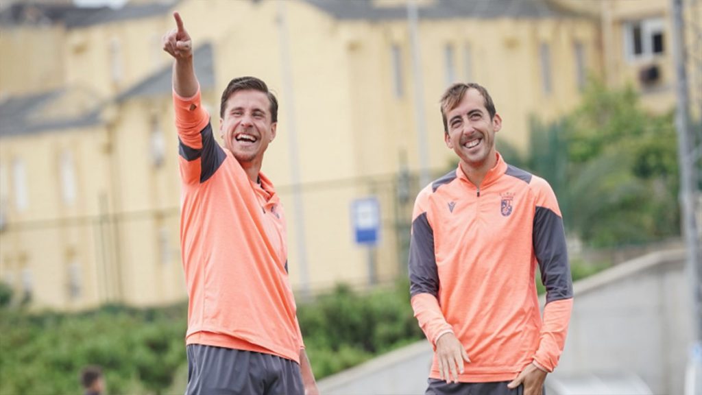 Aquino y Rubén Díez, jugadores de la AD Ceuta. Foto: AD Ceuta.