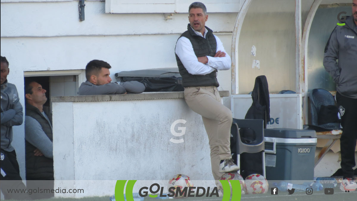 Roberto Bas, entrenador del Ontinyent 1931 CF.