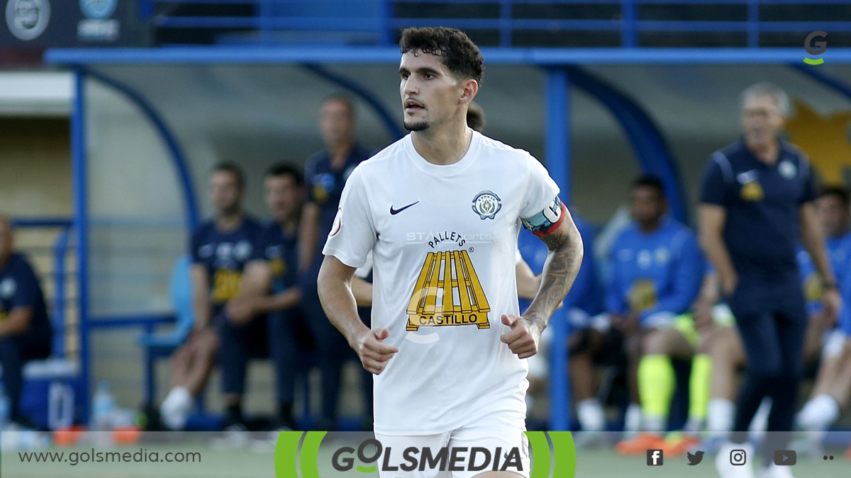 Carlos Panadés, capitán del CD Soneja.