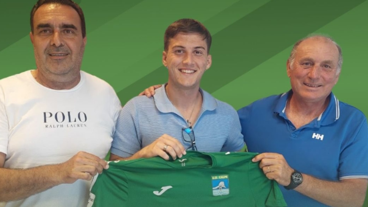 Adrián Grigore presentado como fichaje de la UD Calpe. Foto: Club.