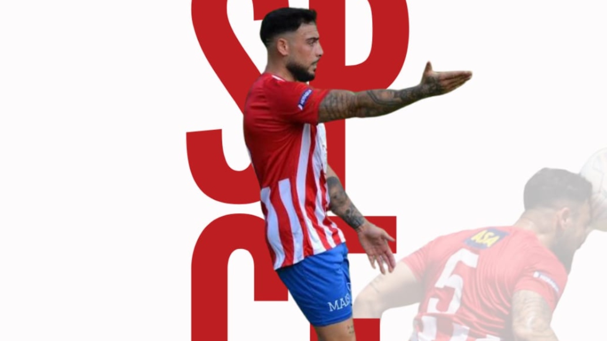 Ángel Pérez renovado en el Santa Pola CF. Foto: Club.