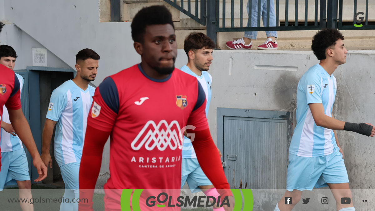 Ángel, jugador del Ribarroja CF. 