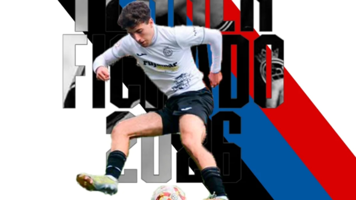 Charly Ferrer, nuevo jugador del Ribarroja CF. Foto: Club. 