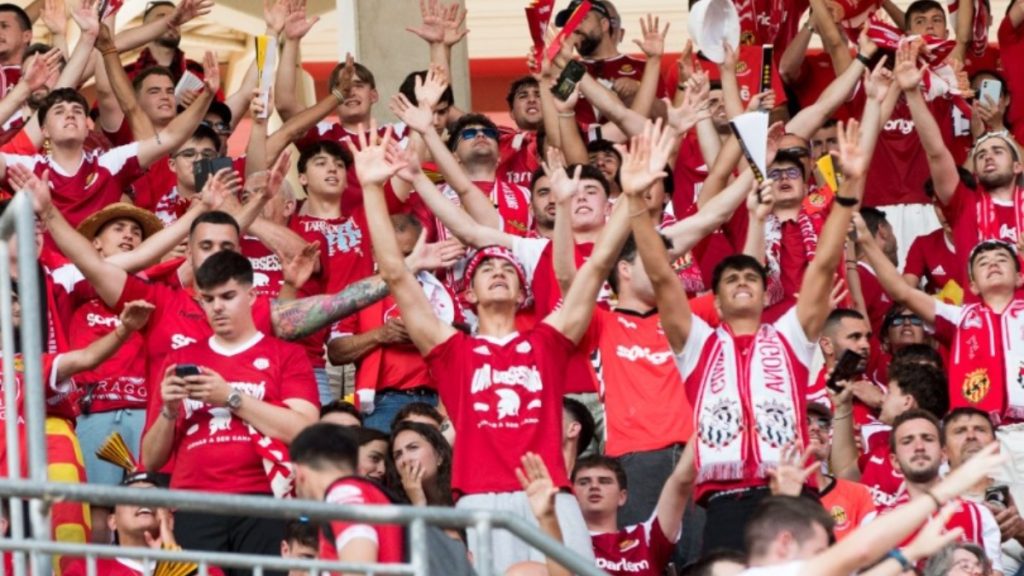Los aficionados del Nàstic celebrando su pase a la eliminatoria final. Foto: Nàstic.