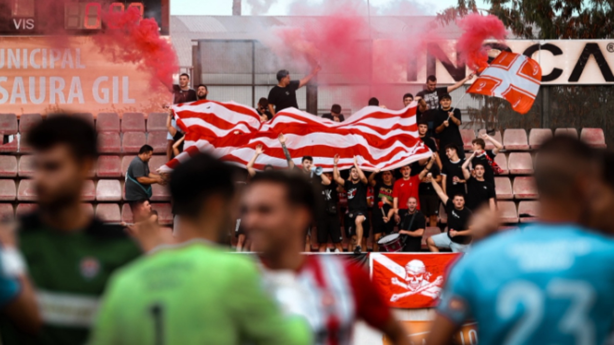 La afición del CD Onda. Foto: Club.