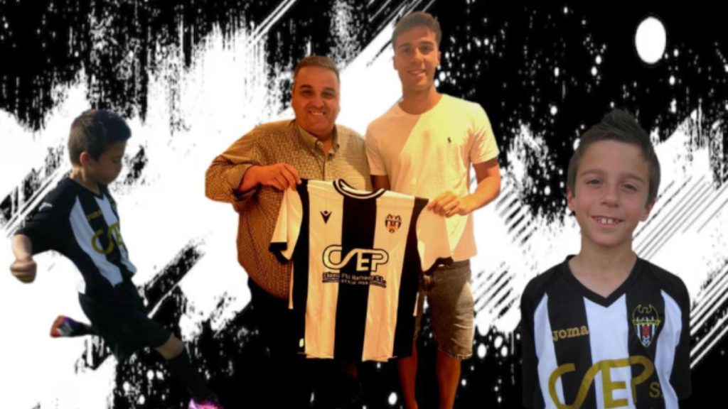 Marc Abril con el Presidente de la UD Castellonense Miguel Ángel Pla. Foto: UD Castellonense.