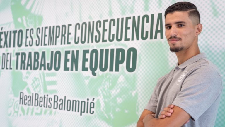 Moha, nuevo jugador del BetIs Deportivo. Foto: Club.